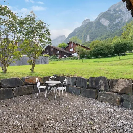 Hébergement de vacances Fenus Tinyhouse In Malerischer Landschaft Fruemsen Sennwald